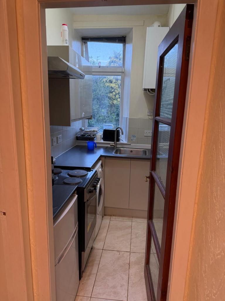 One bed flat for rent in Holburn street 