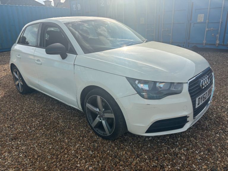Audi, A1, Hatchback, 2012, Manual, 1197 (cc), 5 doors