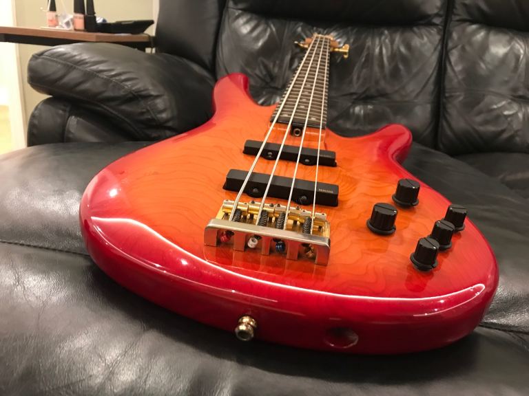 Yamaha TRB-4 mk1 4 string bass guitar - Cherryburst 1996 4M15034, serious bass in great shape!
