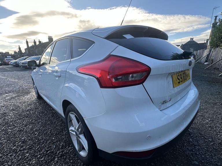 FORD FOCUS 1.6 TDCi Titanium 2015