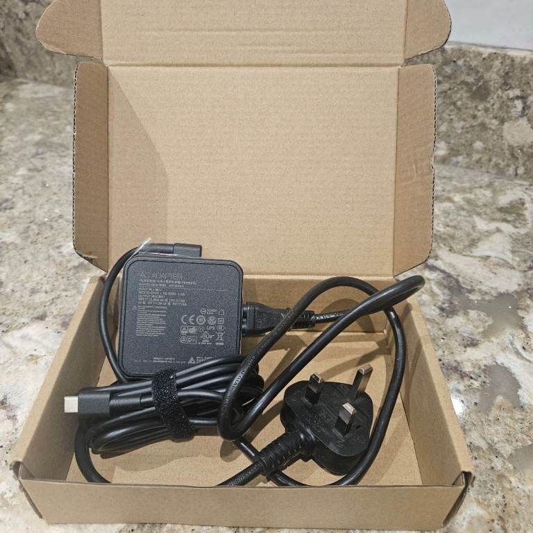 Dell charger, brand new in box