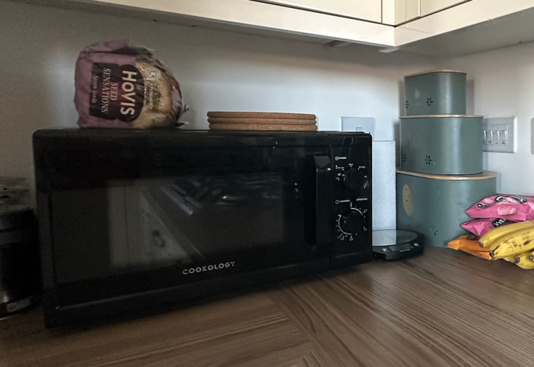 COOKOLOGY Microwave Oven – Black, Good Condition (Used for 10 months)