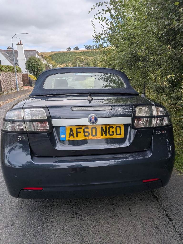 Saab 1.9 convertible, heated leather seats top condition low miles