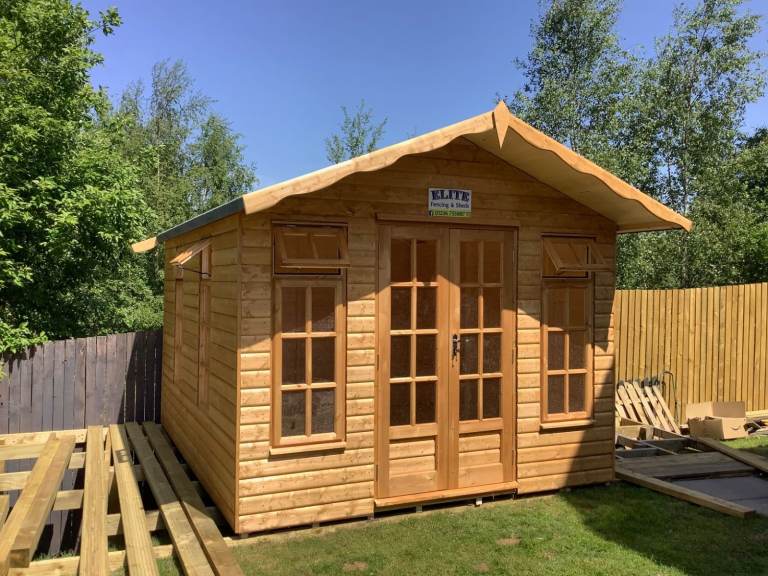  10x10 Summerhouse 20mm Log SUPPLIED & FITTED FOR YOU 