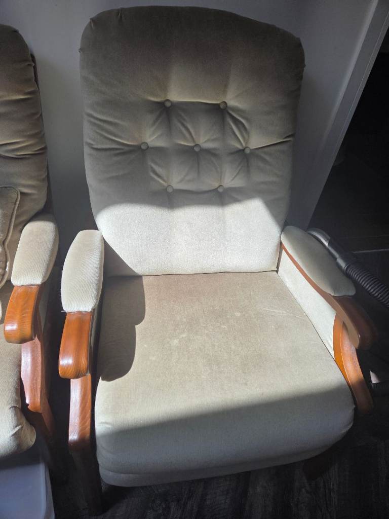 **FREE Sofa + Armchair – Excellent Condition – Must Go ASAP**