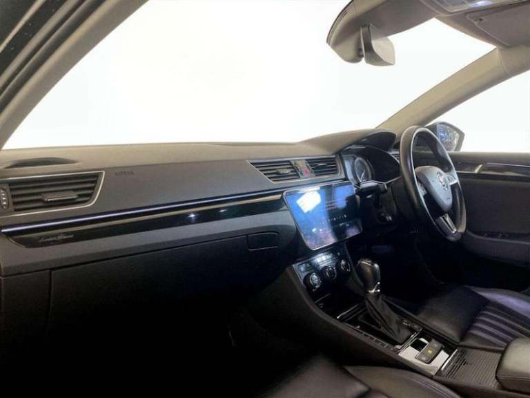 2017 Skoda Superb 2.0 TDI Laurin &amp; Klement DSG Euro 6 (s/s) 5dr Automatic Hatchback Diesel Au...
