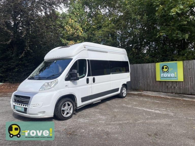 Auto-trail V-Line 600 2 berth 2 belt end washroom campervan 