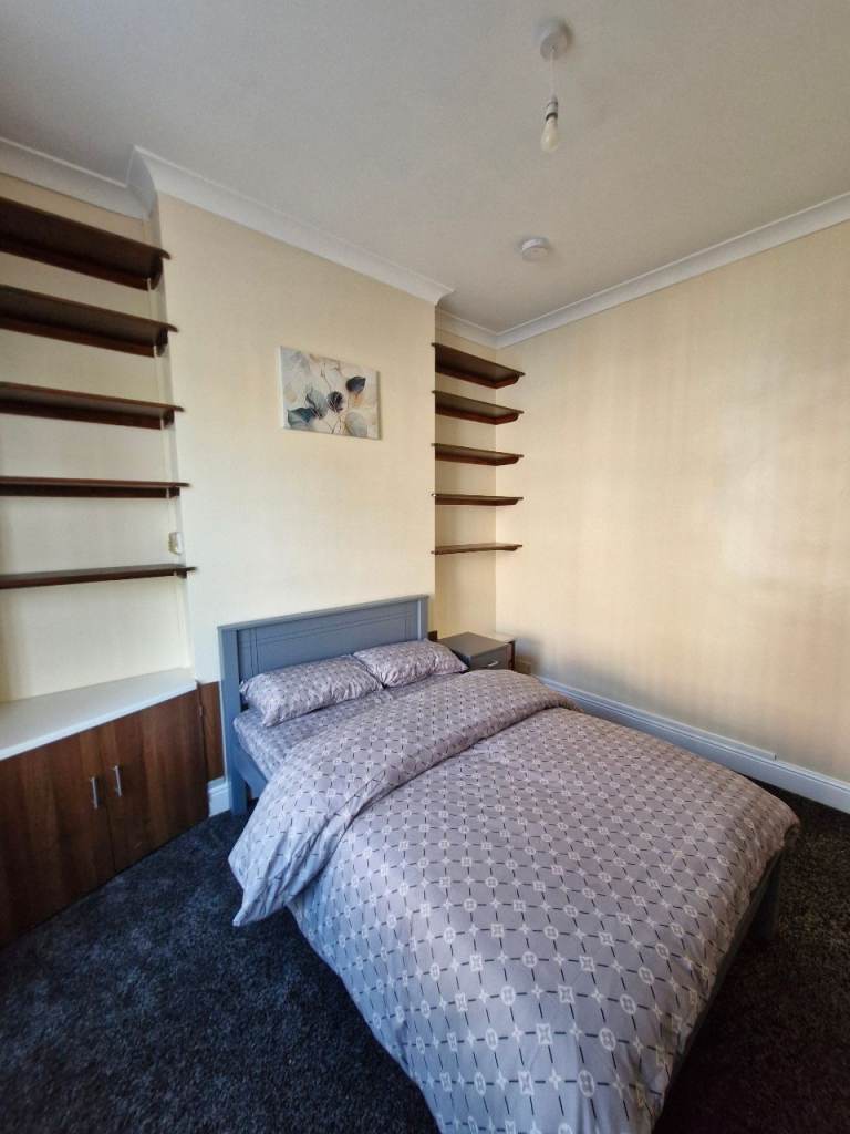 HMO Supported Accommodation DSS Double ROOMS available in West Midlands Bordesely Green East B33 8RX
