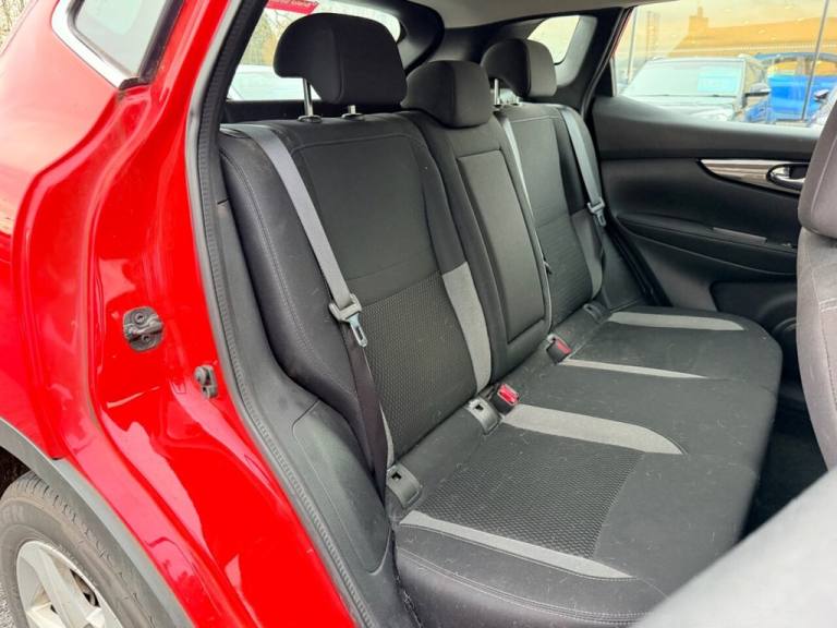 2017 Nissan Qashqai 1.2 DIG-T ACENTA 115 BHP HATCHBACK Petrol Manual