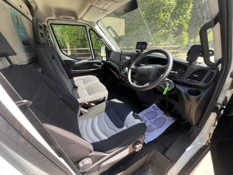 IVECO DAILY 2.3 TD 11V 35S 3000 2016