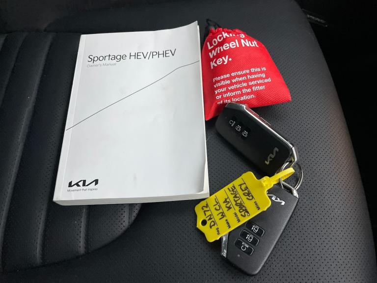 2022 Kia Sportage 1.6 h T-GDi GT-Line S SUV 5dr Petrol Hybrid Auto Euro 6 (s/s) (226 bhp) - B Suv...