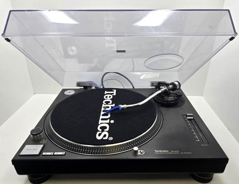 TECHNICS SL-1210MK2 