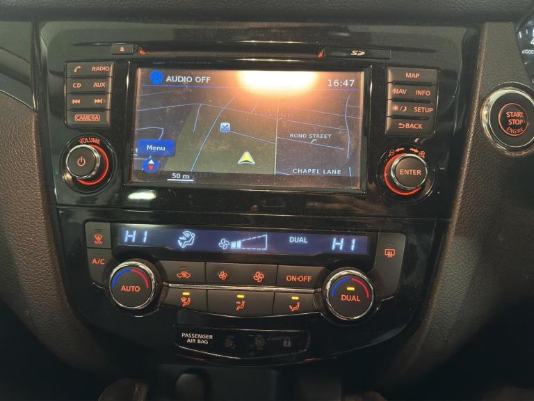 2014 Nissan Qashqai 1.2 DiG-T N-Tec 5dr HATCHBACK PETROL Manual