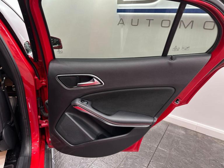 2017 Mercedes-Benz GLA GLA 200d AMG Line Premium Plus 5dr ESTATE DIESEL Manual