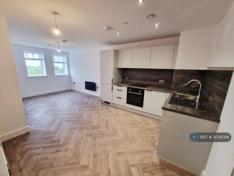 1 bedroom flat in Coventry Rd, Birmingham, B26 (1 bed) (#3058388)