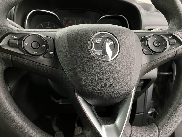 2020 Vauxhall Combo Life 1.5 Turbo D Energy XL 5dr [7 seat] Estate DIESEL Manual