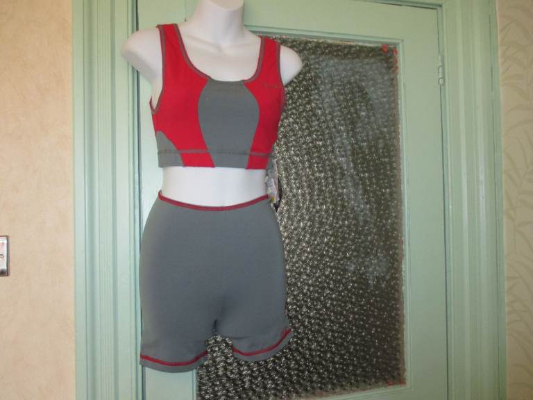 GOLDEN APPLE SHORTS CROP SET