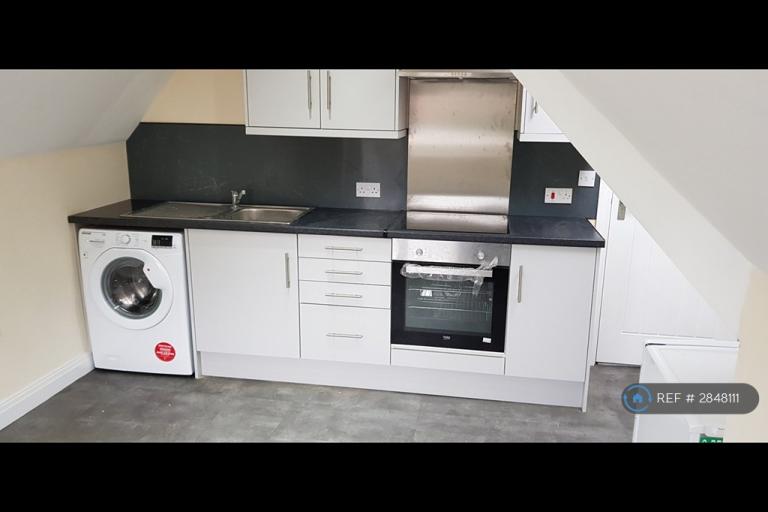 1 bedroom flat in Monk Bridge Road, Leeds, LS6 (1 bed) (#2848111)