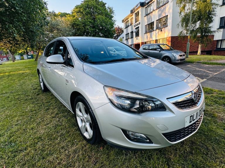 Vauxhall, ASTRA, Hatchback, 2011, Manual, 1398 (cc), 5 doors
