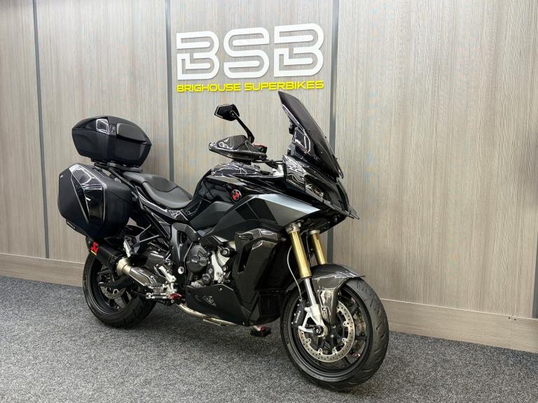 2022 22 BMW S1000XR Triple Black TE Euro 5 - Akrapovic - Forged Wheels - Carbon