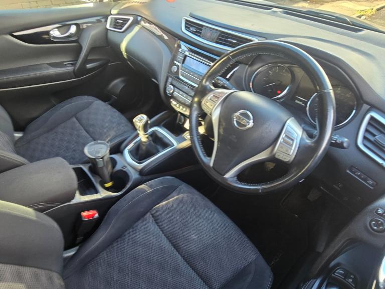 2014 Nissan Qashqai 1.2 DiG-T Acenta 5dr HATCHBACK Petrol Manual