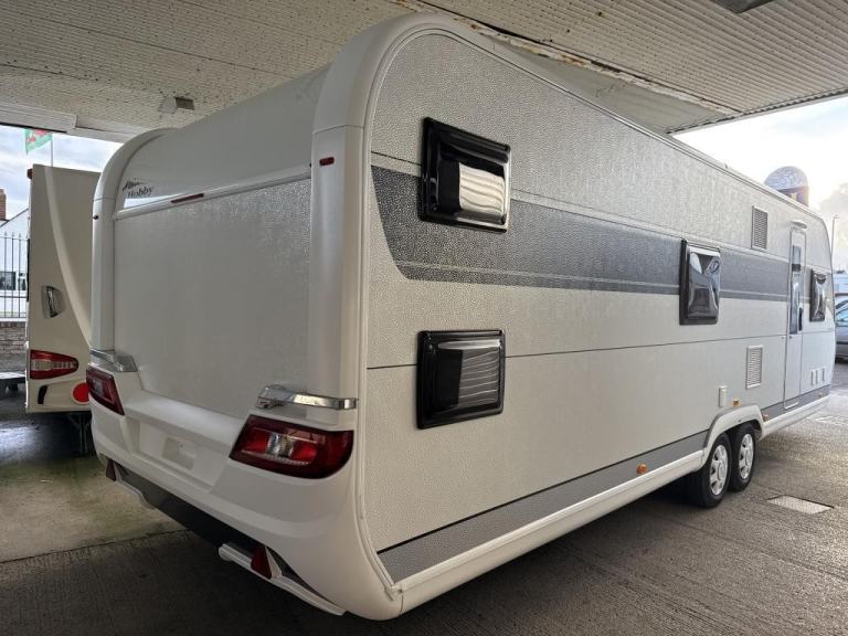 2022 HOBBY Prestige 720 kwfu 6 Berth fixed, bunkbeds, and double