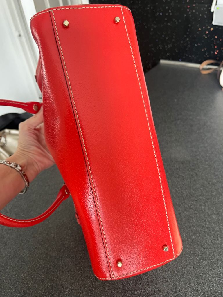 Beautiful Kate spade bag in red