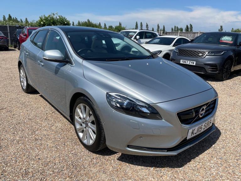 2015 Volvo V40 2.0 D4 SE Lux Nav Auto Euro 6 (s/s) 5dr HATCHBACK Diesel Automatic
