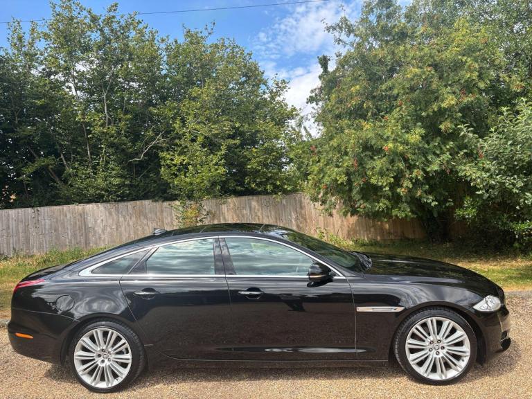 2012 Jaguar XJ 3.0 V6 Supercharged Portfolio 4dr Auto SALOON PETROL Automatic