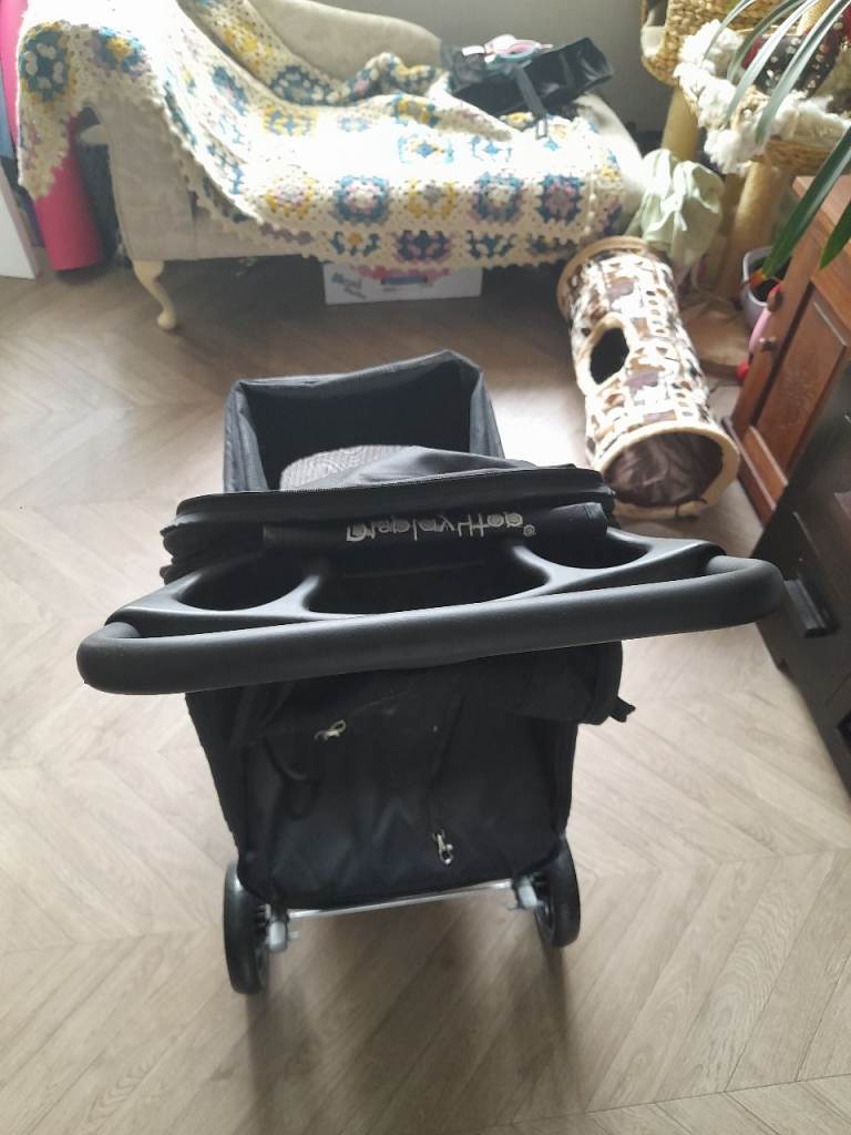 Cat/small dog pram