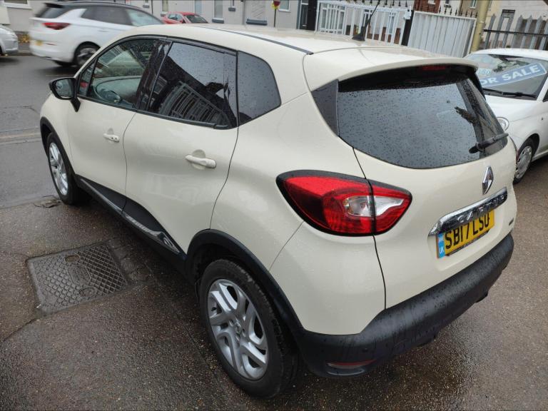 2017 Renault Captur 1.5 dCi 90 Dynamique Nav 5dr HATCHBACK DIESEL Manual