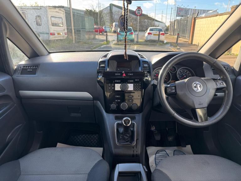 2012 Vauxhall Zafira 1.6 16V Exclusiv Euro 5 5dr MPV Petrol Manual
