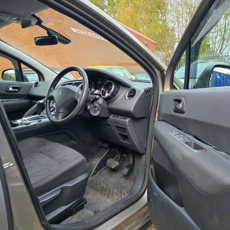 PEUGEOT 3008 ACTIVE E-HDi 1.6 DIESEL YEAR 2013 AUTOMATIC GEARBOX&LONG MOT £20 ROAD TAX PER YEAR!!!