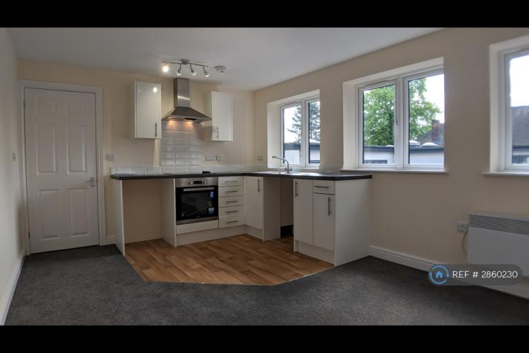 2 bedroom flat in Kingswood House, Nottingham, NG5 (2 bed) (#2860230)