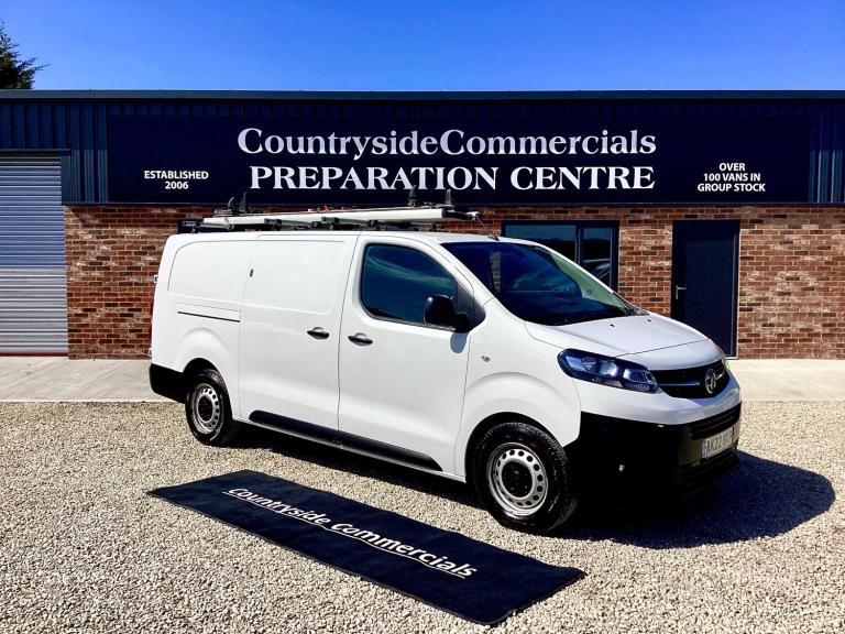 2022 Vauxhall Vivaro 1.5D 100BHP DYNAMIC H1 L2 2900 1.5d / LOW MILES / LONG WHEEL BASE  PANEL VAN...
