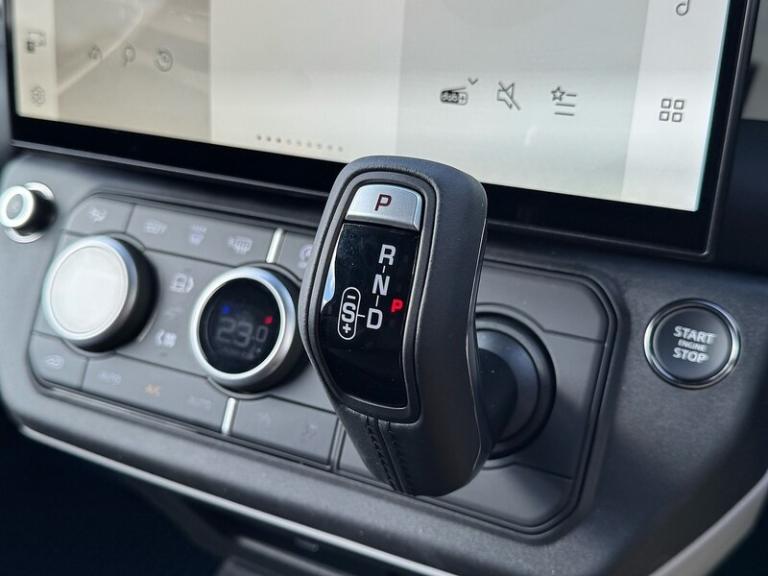 2025 Land Rover Defender 3.0 D250 Hard Top S Auto [3 Seat] PANEL VAN DIESEL Automatic