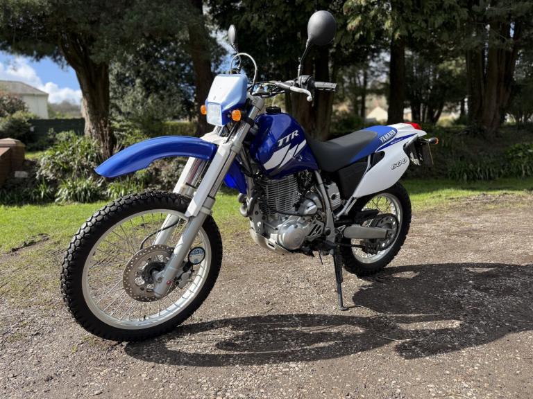 YAMAHA TT600 RE 2004