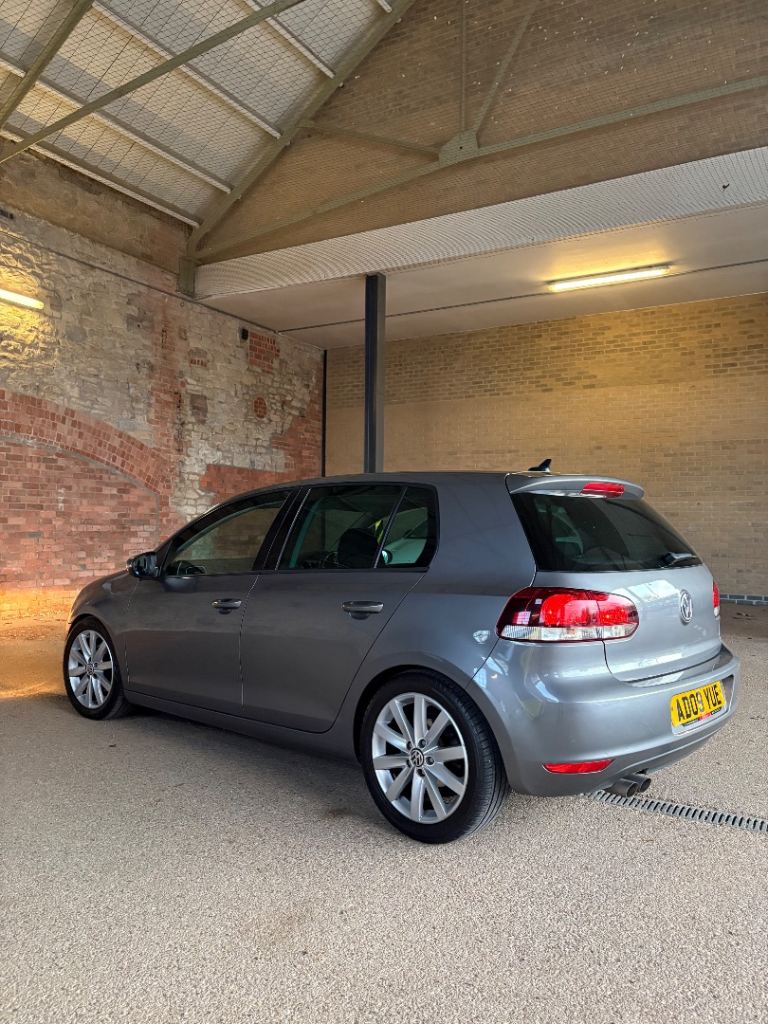 Volkswagen, GOLF, Hatchback, 2009, Manual, 1968 (cc), 5 doors