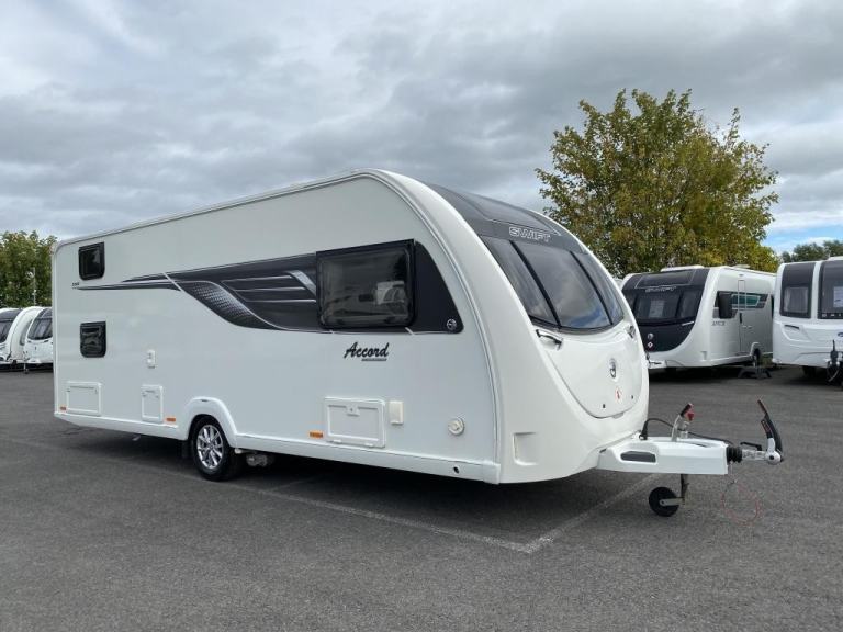 2021 SWIFT ACCORD 590 SILVER EDITION LUXURY 6 BERTH FAMILY CARAVAN