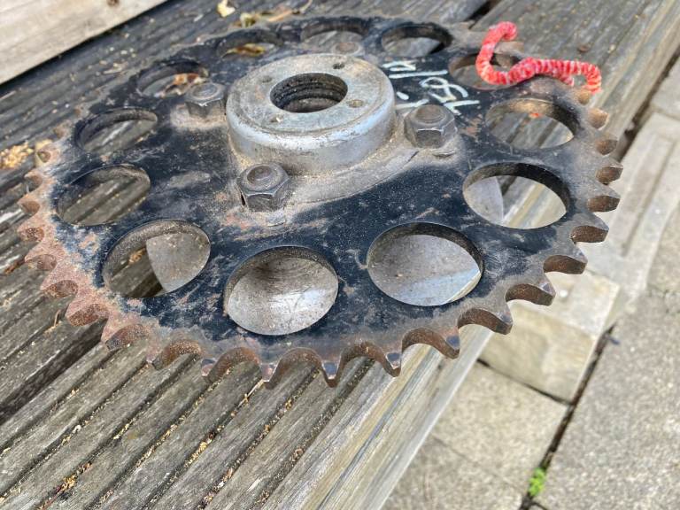 Honda Cb750 sprocket and carrier 