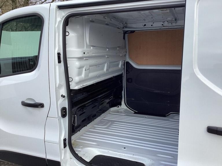 2021 Renault Trafic dCi ENERGY 30 Business+ LWB L/R Euro 6 LWB Panel Van Diesel Manual