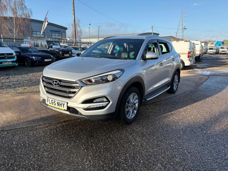 2015 Hyundai TUCSON 1.7 CRDi Blue Drive Premium 5dr 2WD ESTATE Diesel Manual