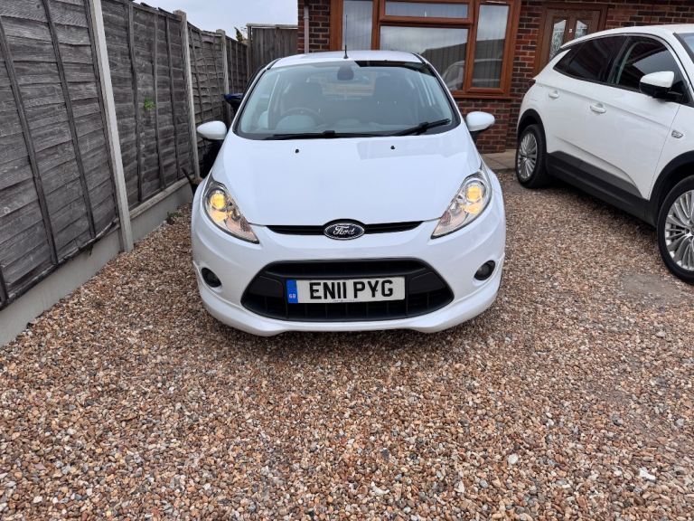 Ford, FIESTA, Hatchback, 2011, Manual, 1560 (cc), 3 doors