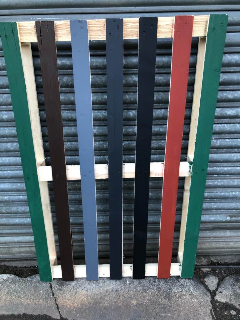 Fence paint 