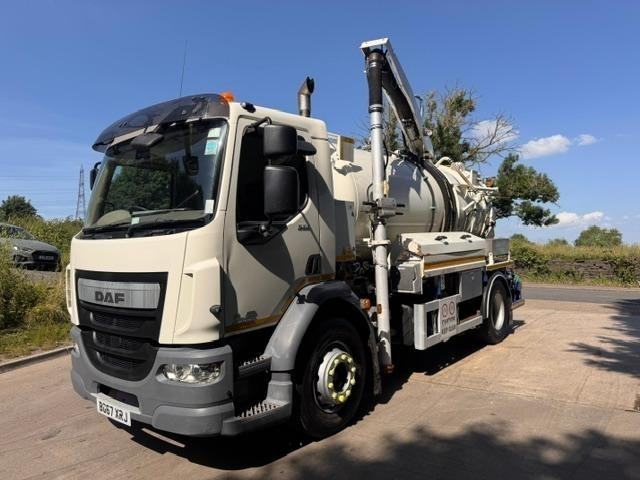 2018 DAF LF 260 E6 Whale medium volume jet/vac tanker gully arm ex council