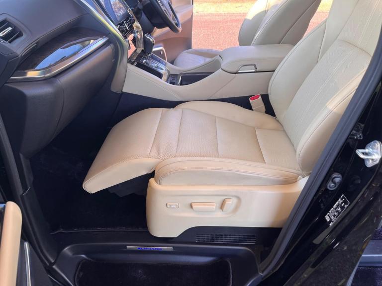  Toyota Alphard 2.5 HYBRID PETROL EXECUTIVE LOUNGE Petrol/Electric Hybrid Automatic