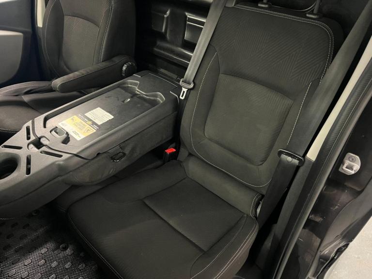 2016 Renault Trafic 1.6 dCi 27 Sport Nav SWB Standard Roof Euro 6 5dr Panel Van Diesel Manual