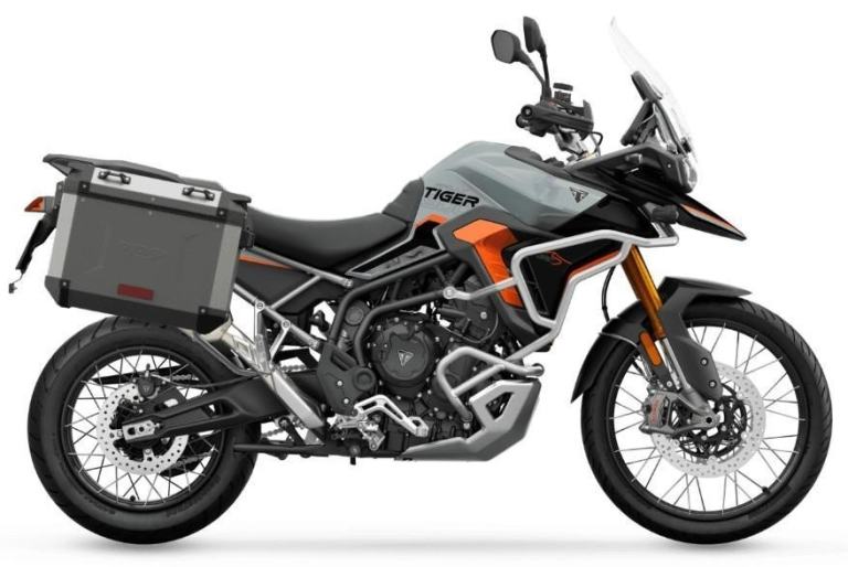 2026/26 Pre-registered Triumph Tiger 900 Desert Edition Motorcycle 