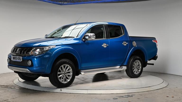 2019 Mitsubishi L200 2.4 DI-D DC Barbarian 4WD Euro 6 4dr PICK UP Diesel Manual