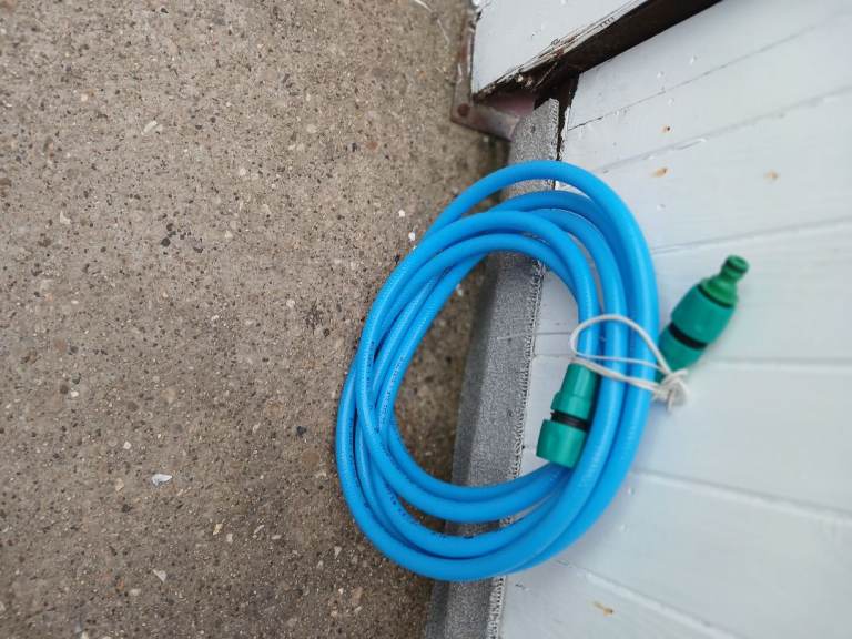 Water pipe  to aqua  roll